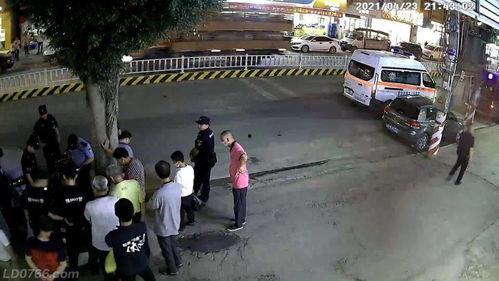 马路吃瓜群众,见证城市生活的百态众生