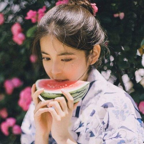 吃瓜高清情头,高清吃瓜情侣头像背后的甜蜜故事