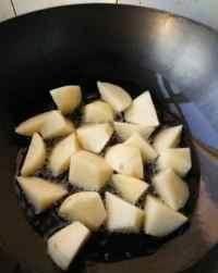 土豆吃瓜少女,揭秘校园里的独特风采