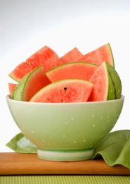 吃瓜引水肿,揭秘瓜果摄入与身体健康的微妙关系