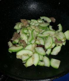 瓠瓜怎么吃能炒吃吗,家常美味新尝试