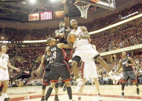 篮球总决赛吃瓜