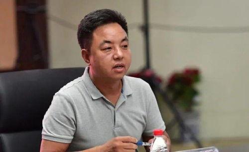 吃瓜少年张小兵,揭秘娱乐圈背后的那些事儿