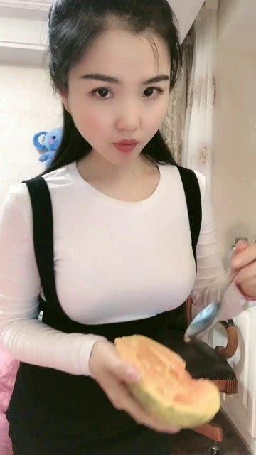 女人吃小瓜好吗,女性食用小瓜的益处与注意事项