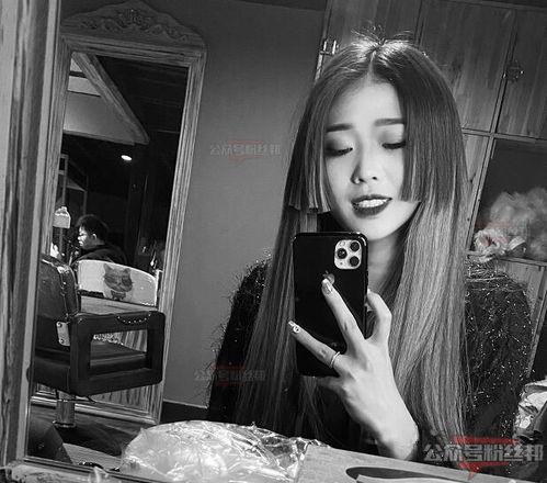 佳佳抖音吃瓜,揭秘网红幕后故事