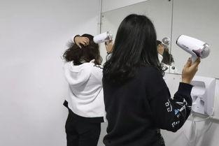 夜深了吃瓜了,揭秘娱乐圈幕后故事