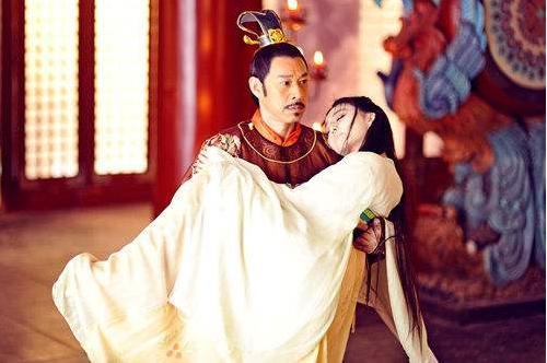 吃瓜张丰毅,娱乐圈的“硬汉”传奇