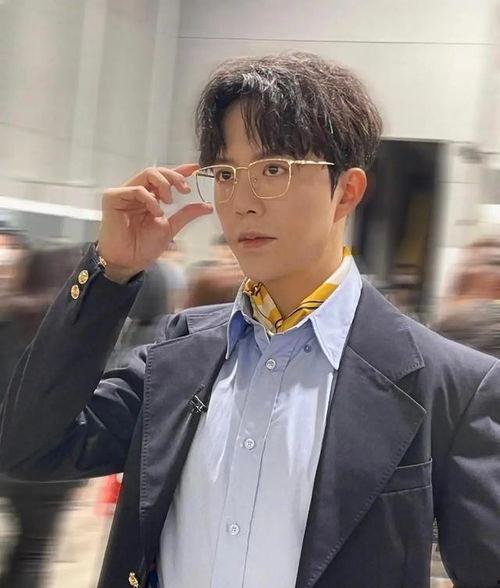 明星在线吃瓜李云迪