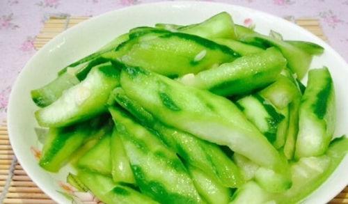 吃瓜怎么做好吃,瓜果飘香，教你轻松制作美味吃瓜攻略