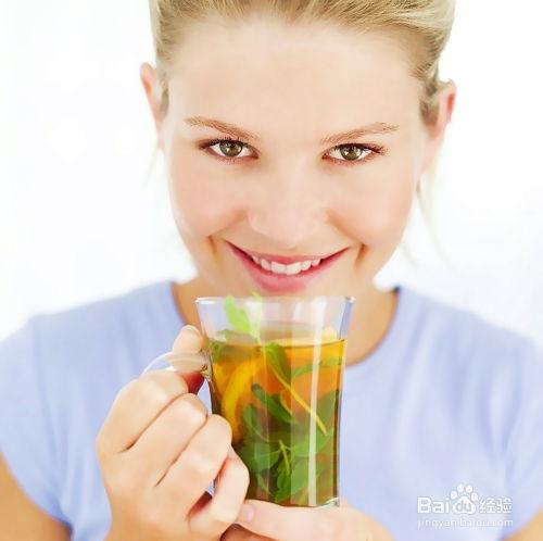 喝茶吃瓜打游戏