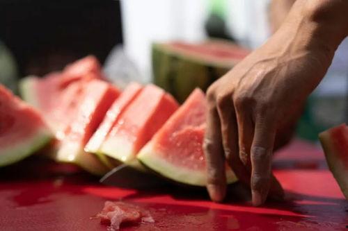 开锁遇到吃瓜现场