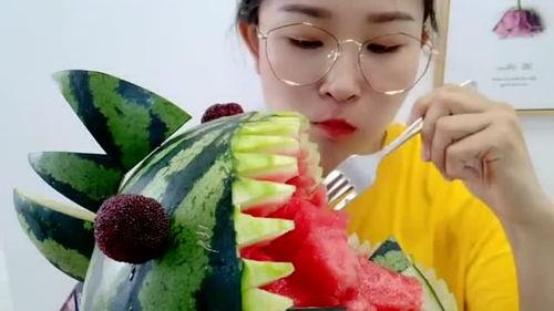 直播吃瓜的图片,揭秘网红幕后生活